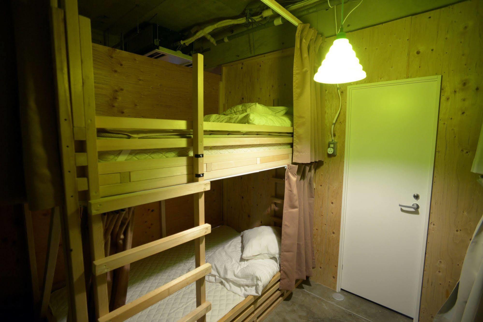 Artnshelter -